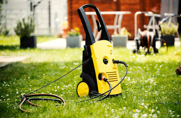 Best Animal Enclosure Cleaning  in Stonebridge, NJ